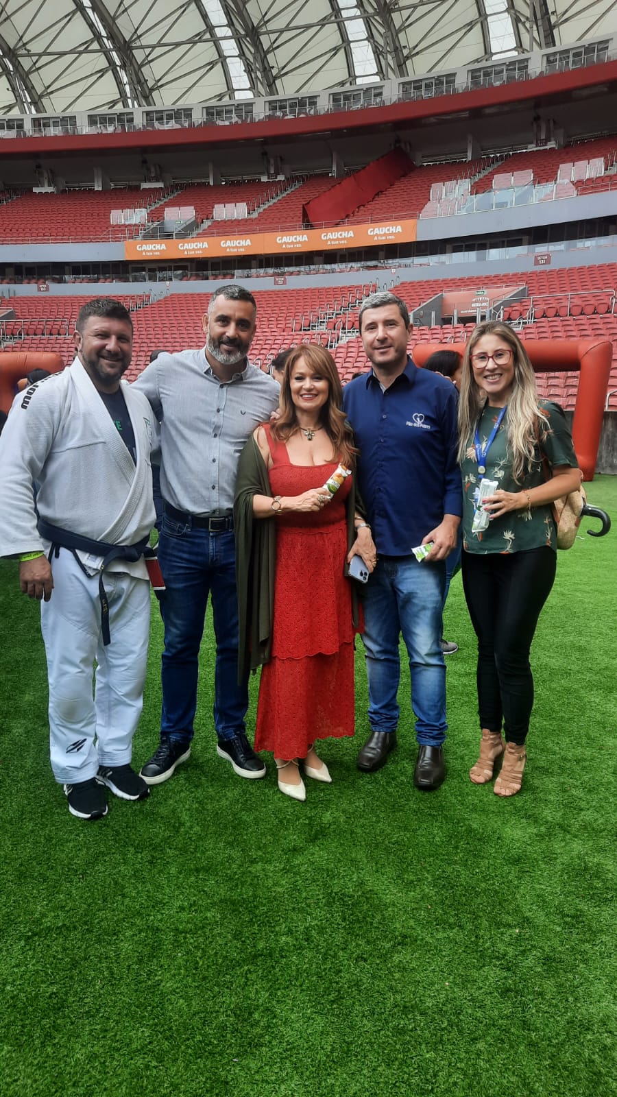 Como chegar até Arena Joga Facil em Nossa Senhora Da Apresentação de Ônibus  ou Trem?